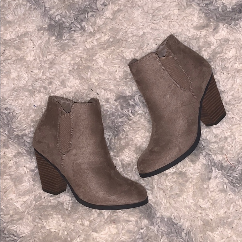 Mix No 6 booties 👢
